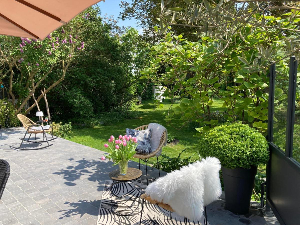 Les Berges Hotel Bourbourg Exterior photo